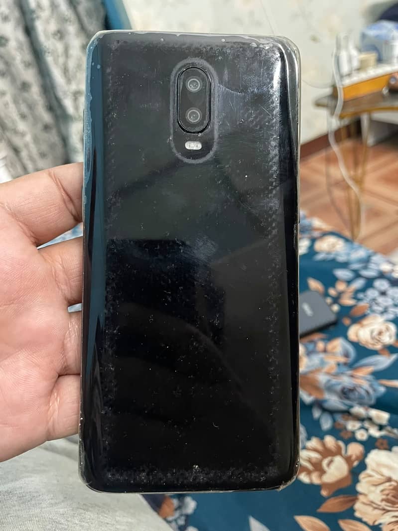 One Plus 6T 4