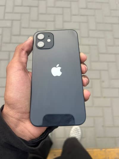 Apple iPhone 12