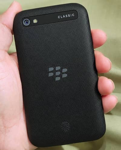 BLACKBERRY CLASSIC Q20 in Perfect Condition