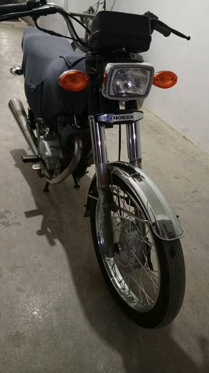 Unique 125 1