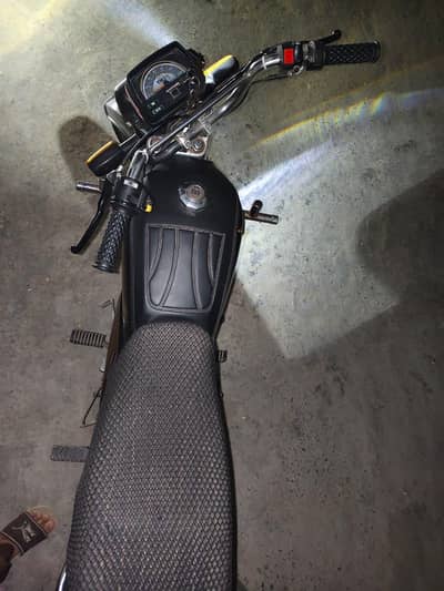Honda CD 70 2021 – Excellent Condition – Complete Documents