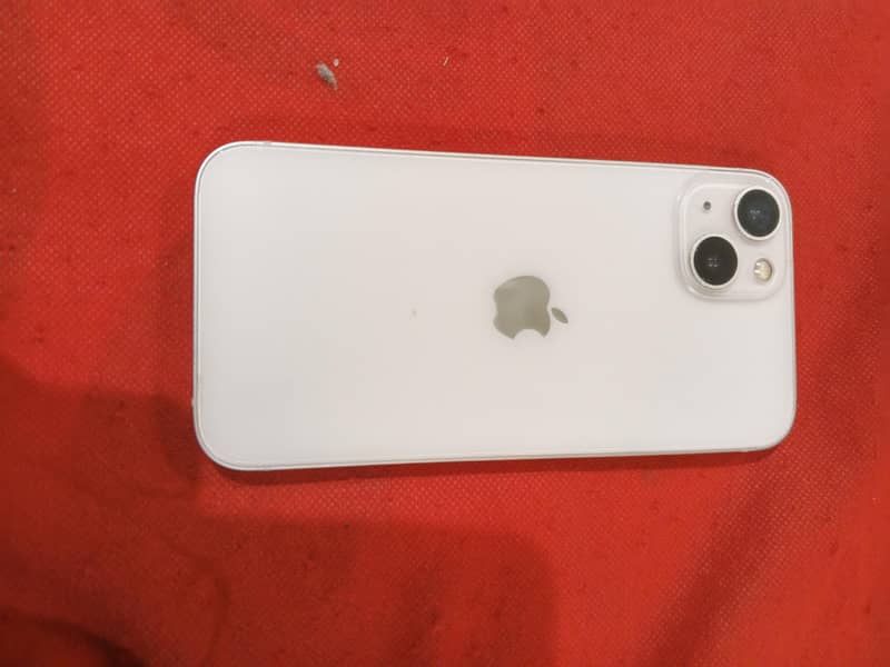 Apple iPhone 13 1