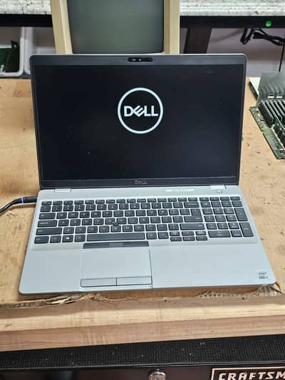 Dell Precision 3551 Core i7 10th 10850H 16GB/256gb 4gb Quadro P620