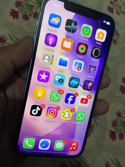 Apple iPhone 12