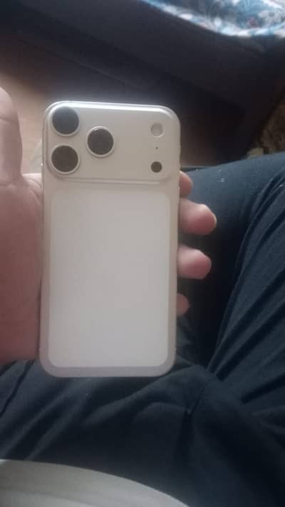 IPHONE XR CONVERTED INTO 17 PRO MAX