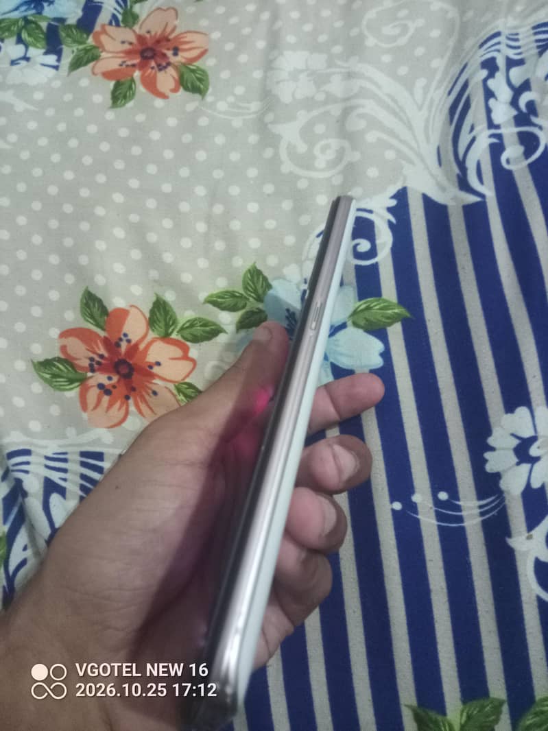 OPPO A5 4
