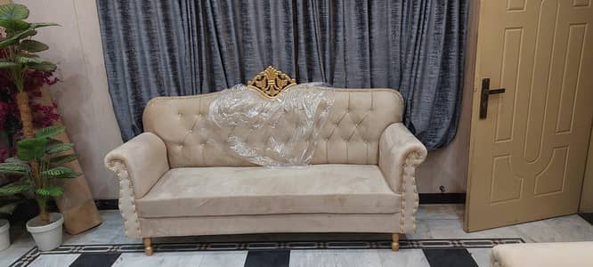 Sofa Set 7 seater bilkul new condition ha never used