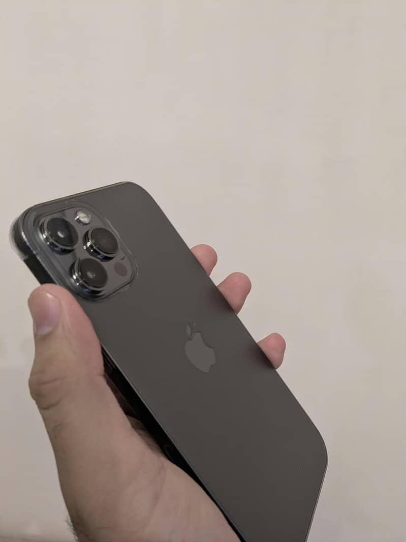 Apple iPhone 12 Pro Max 1