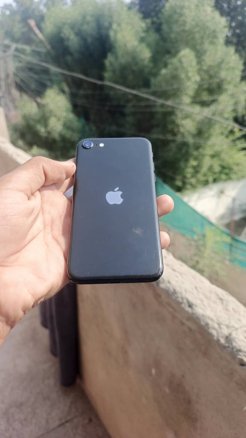 Apple iPhone SE 0