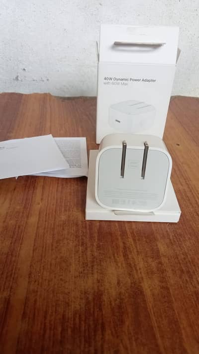 Iphone 17 Pro Max Charger of 60w like new