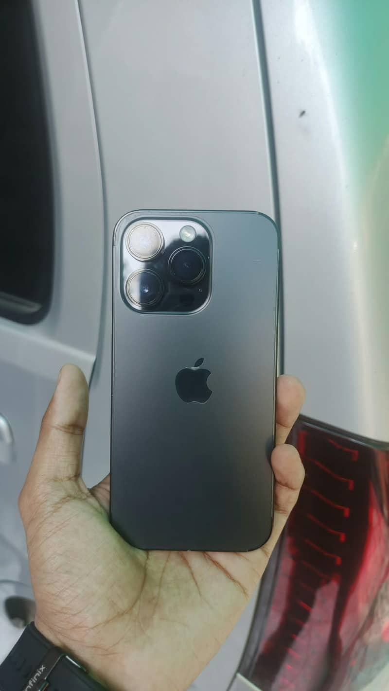 Apple iPhone 14 Pro 0