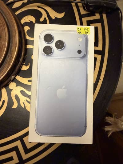 iPhone 18 Pro Max Glacier 256GB Physical plus Esim