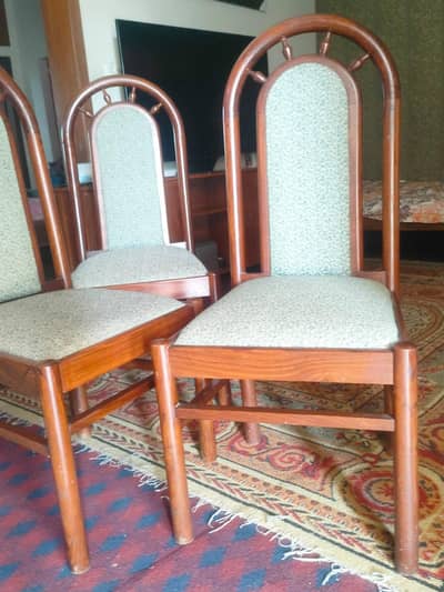 6 Chairs original talli lakri ki bni hoi