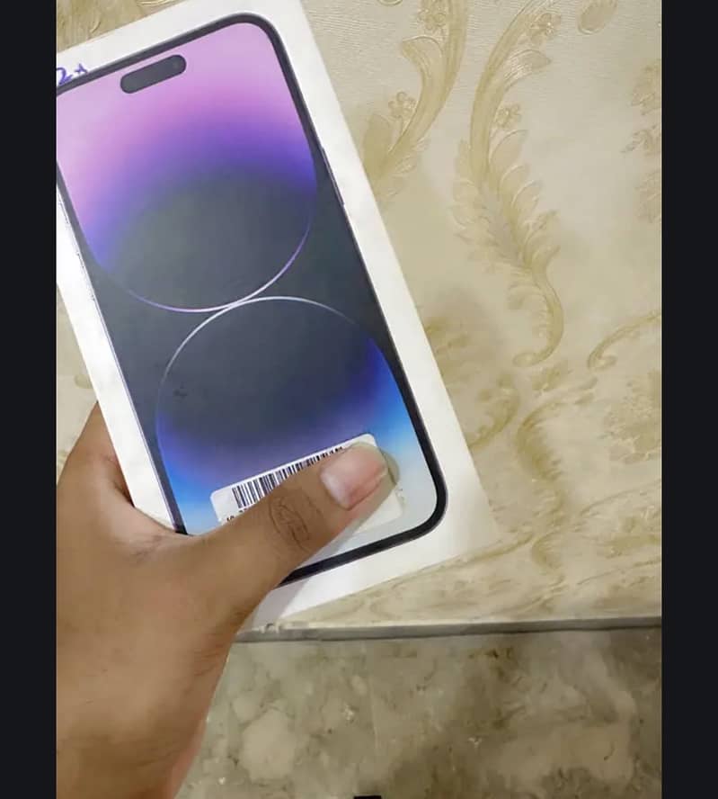 Apple iPhone 14 Pro Max 0