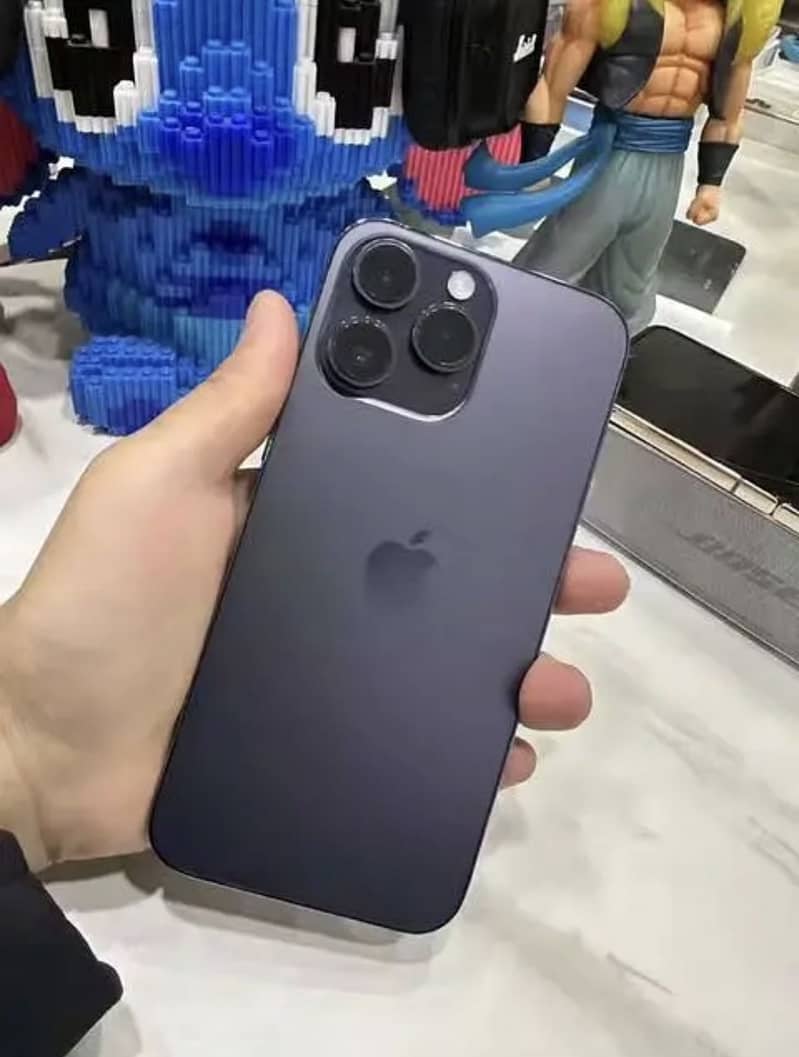 Apple iPhone 14 Pro Max 1
