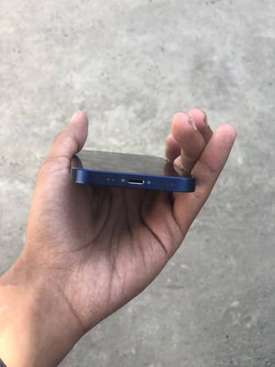 Apple iPhone 12 mini
