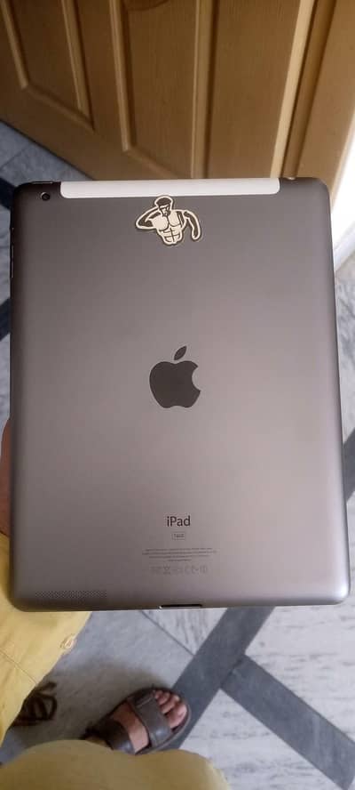 Ipad Pro 16GB . . . Non pta . . Locked h Baki sab Kuch okey.