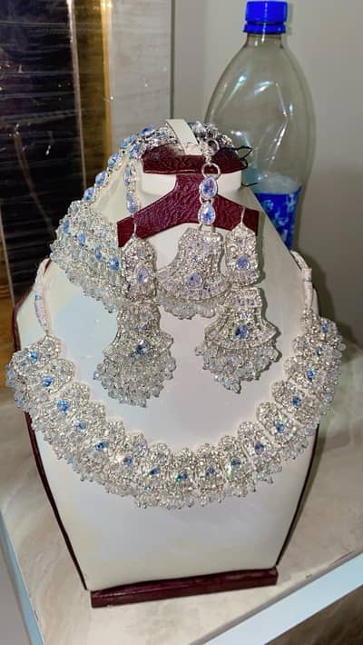 5 thousand Tariq road jewelrs
