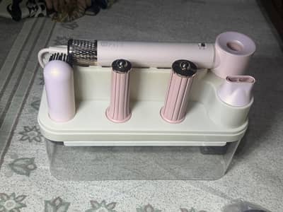 Hair straightner, Drayer with all accessories