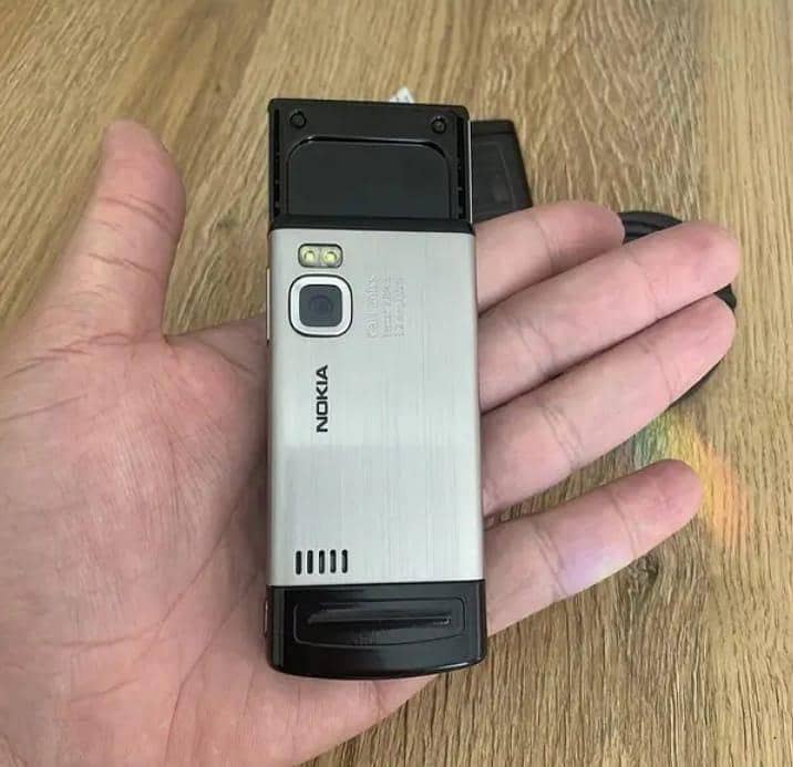 Nokia N6500 5