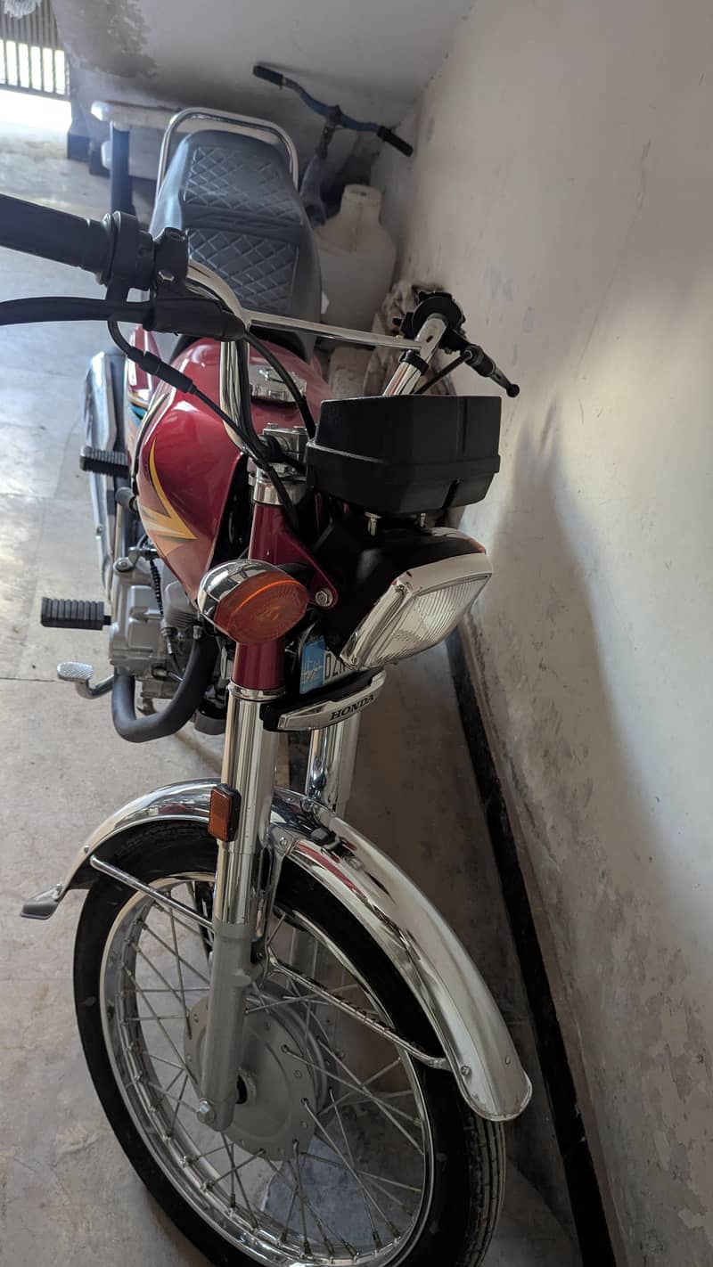 CG125 0