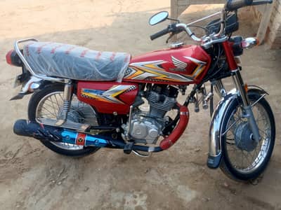 antique bike/biometric available/ sell peack engine clear sound