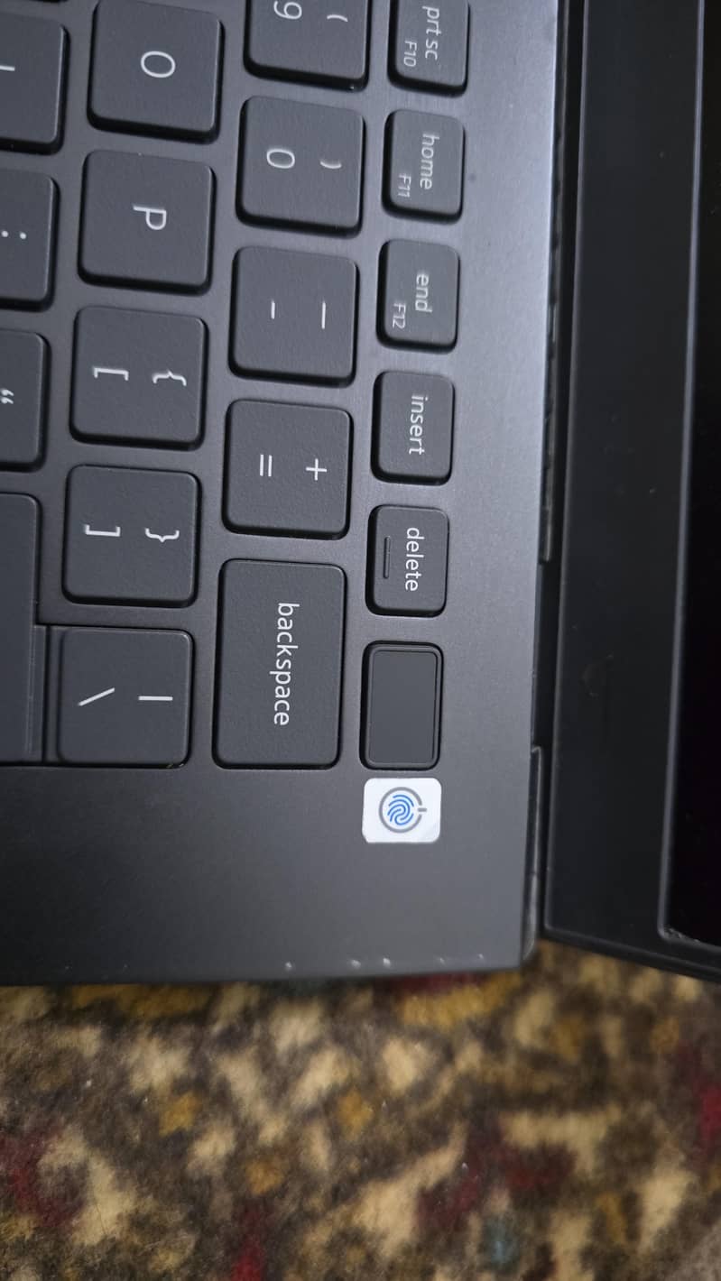 laptop 0