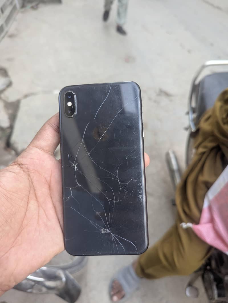 Apple iPhone XS Max 0