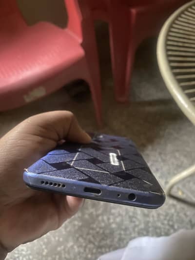 Huawei Nova Y71