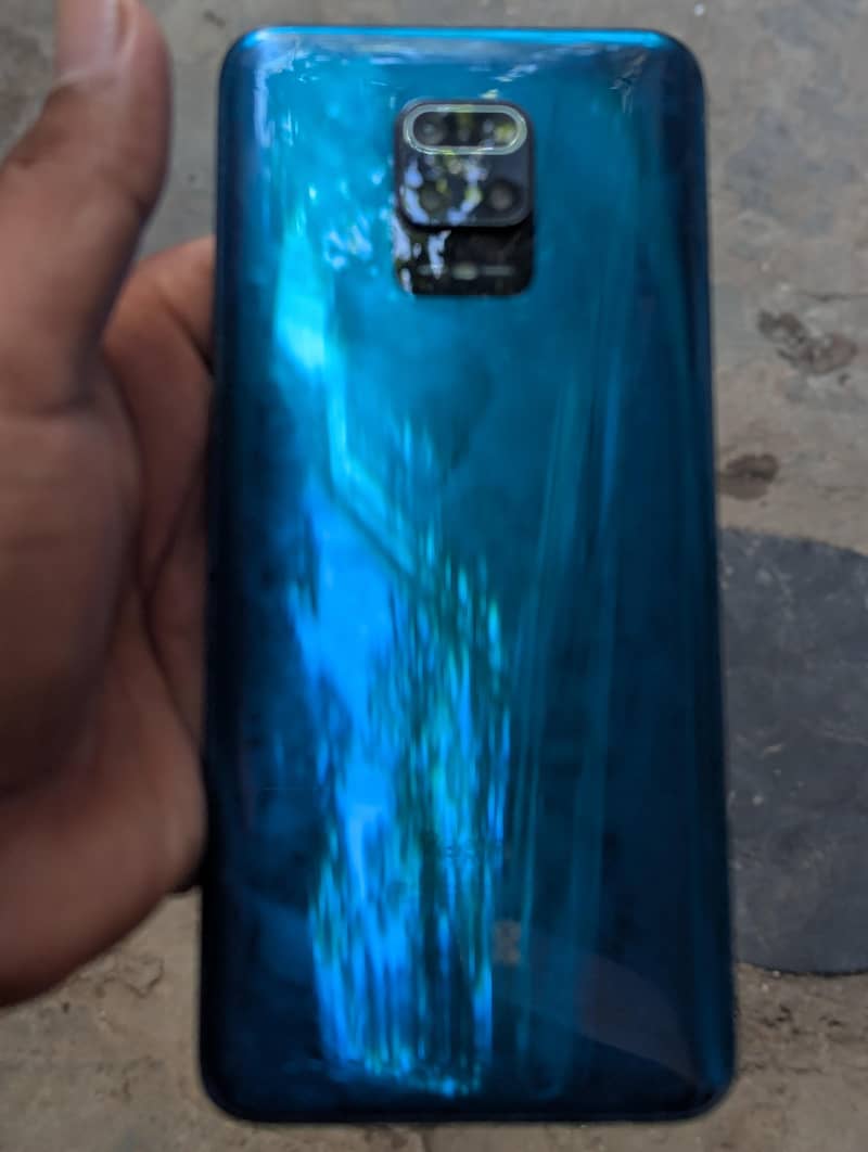 Xiaomi Redmi Note 9S 1