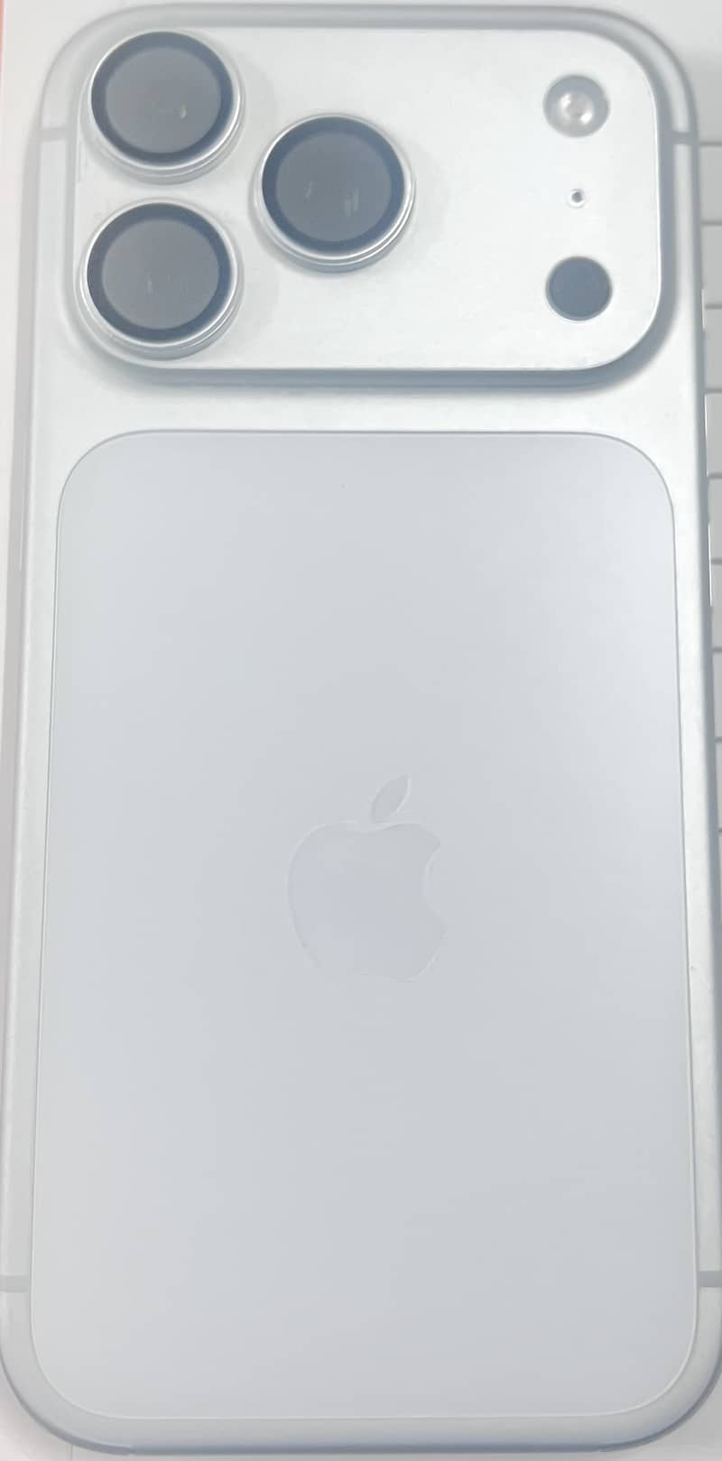 Apple iPhone 17 Pro 0