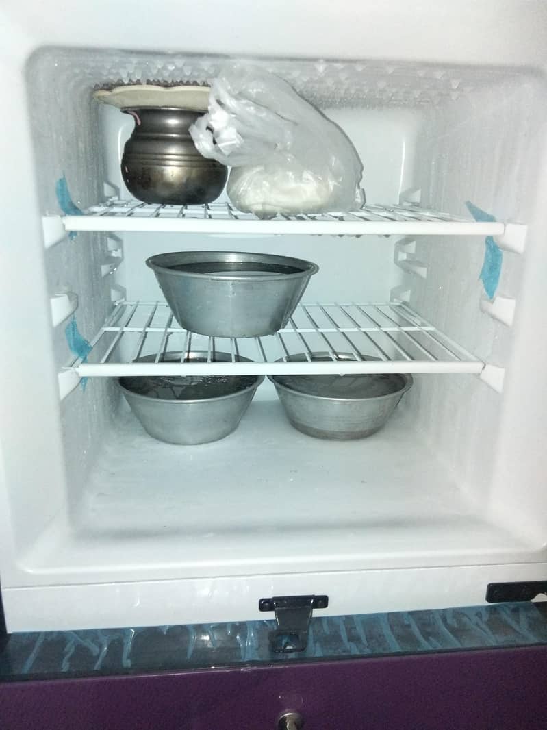 Dawlance refrigerator 1