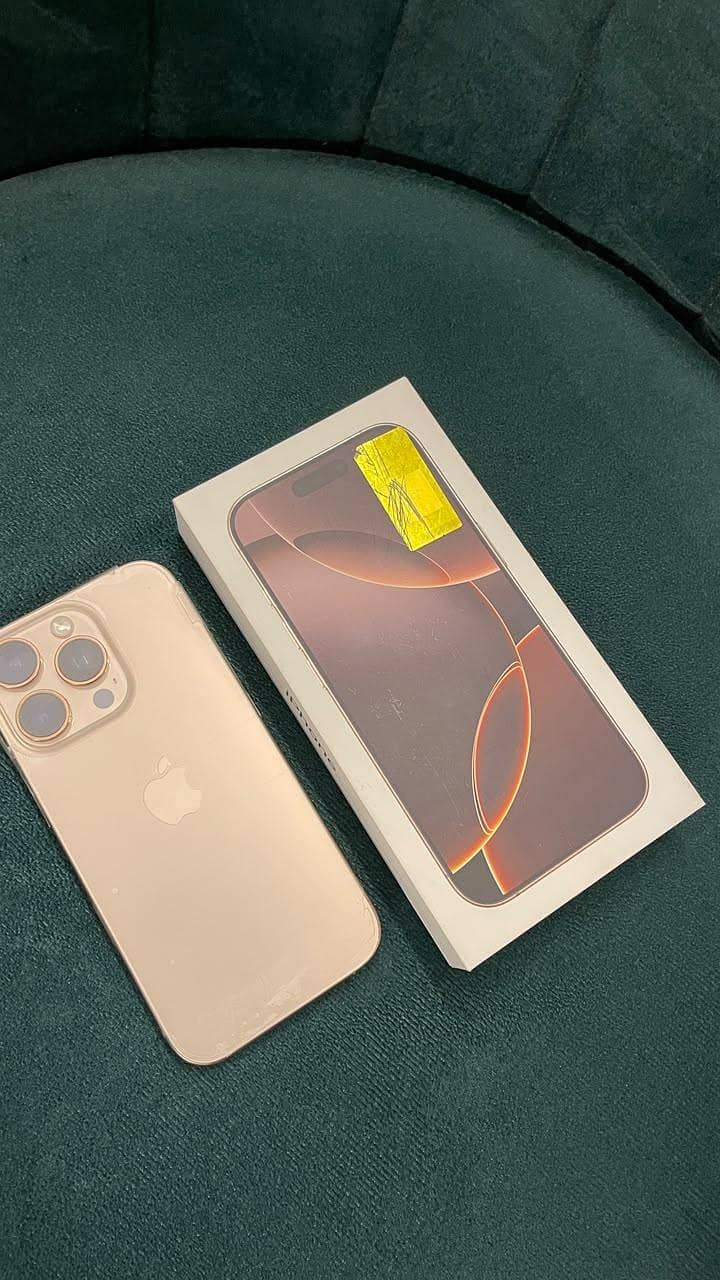 Apple iPhone 16 Pro 1