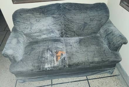 4 Seater Sofa Set with Table