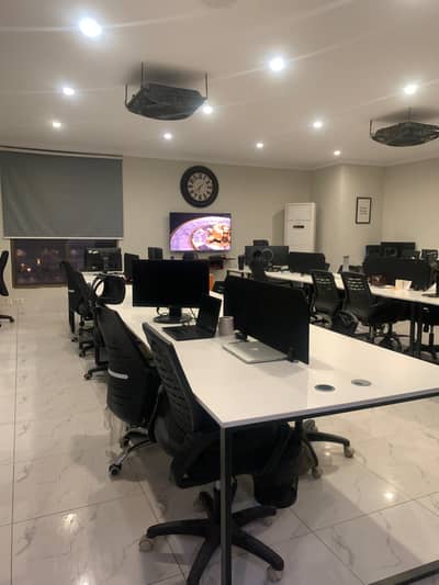Fully furnished office for Rent