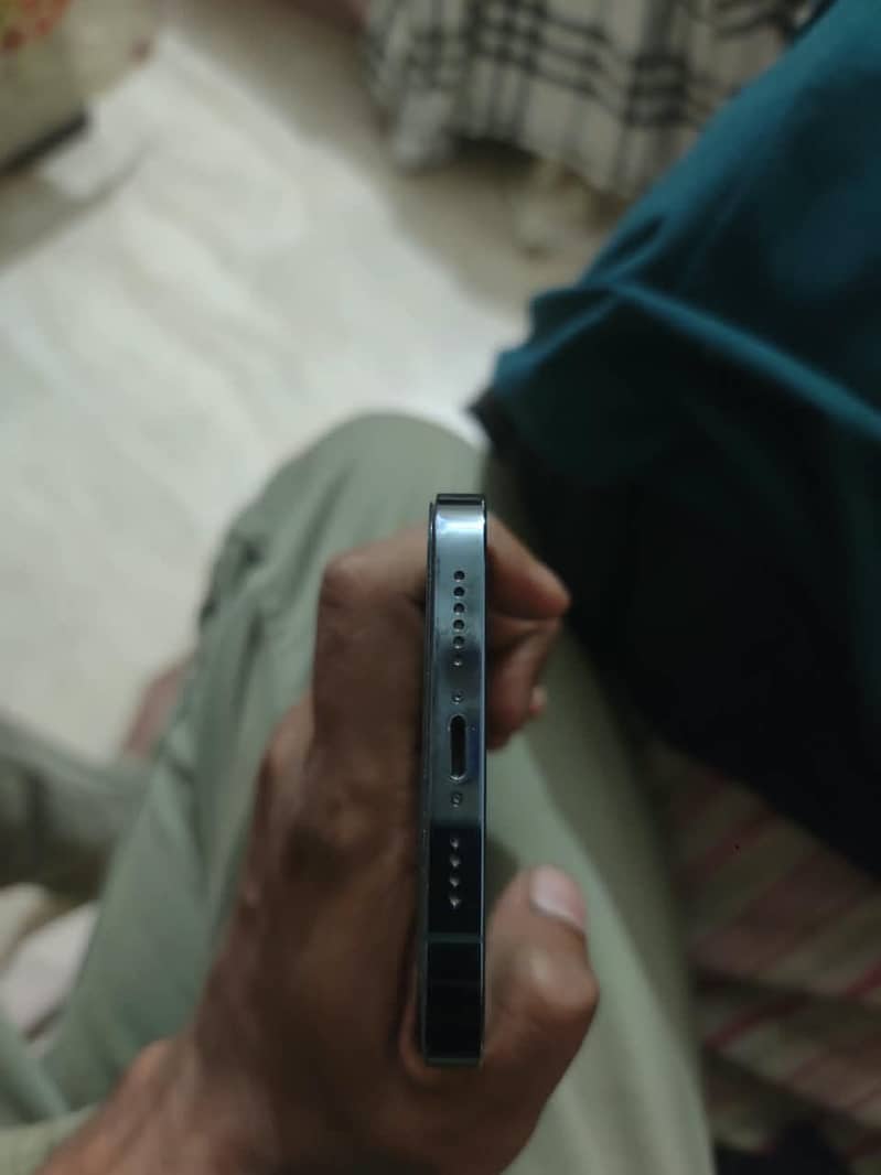 Apple iPhone 12 Pro Max 0