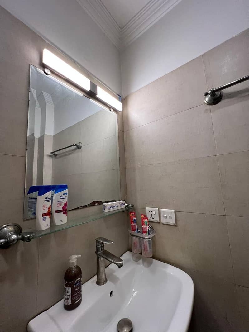 1 Bed Private Space Available 4