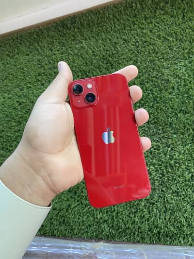 Apple iPhone 13