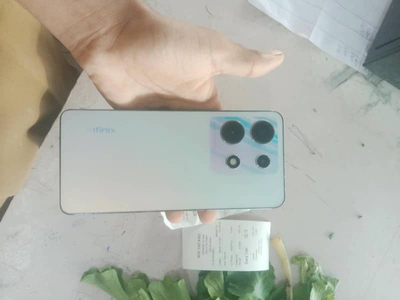 Infinix Note 30 1