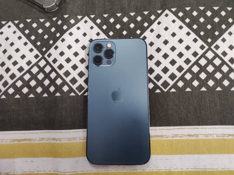 Apple iPhone 12 Pro 0