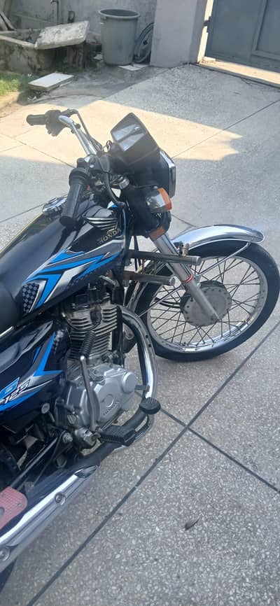 Honda CG 125 2022 Model