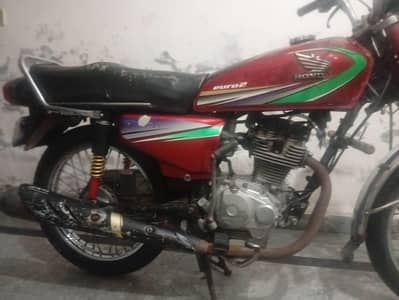 Honda 125 bike