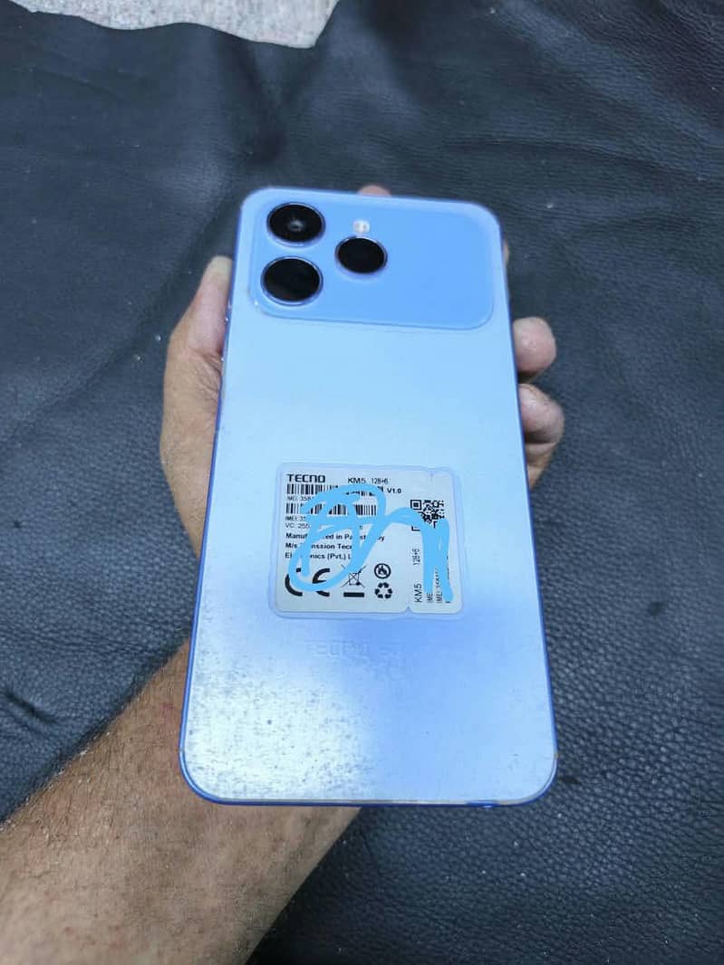 Tecno Spark 40 0