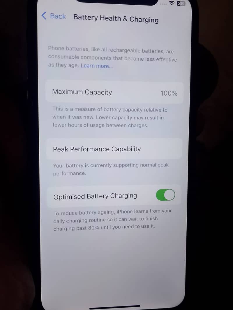 Apple iPhone X 4