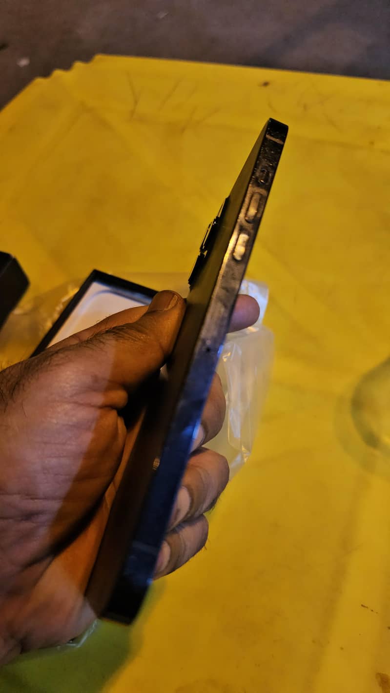 Apple iPhone 12 Pro Max 1