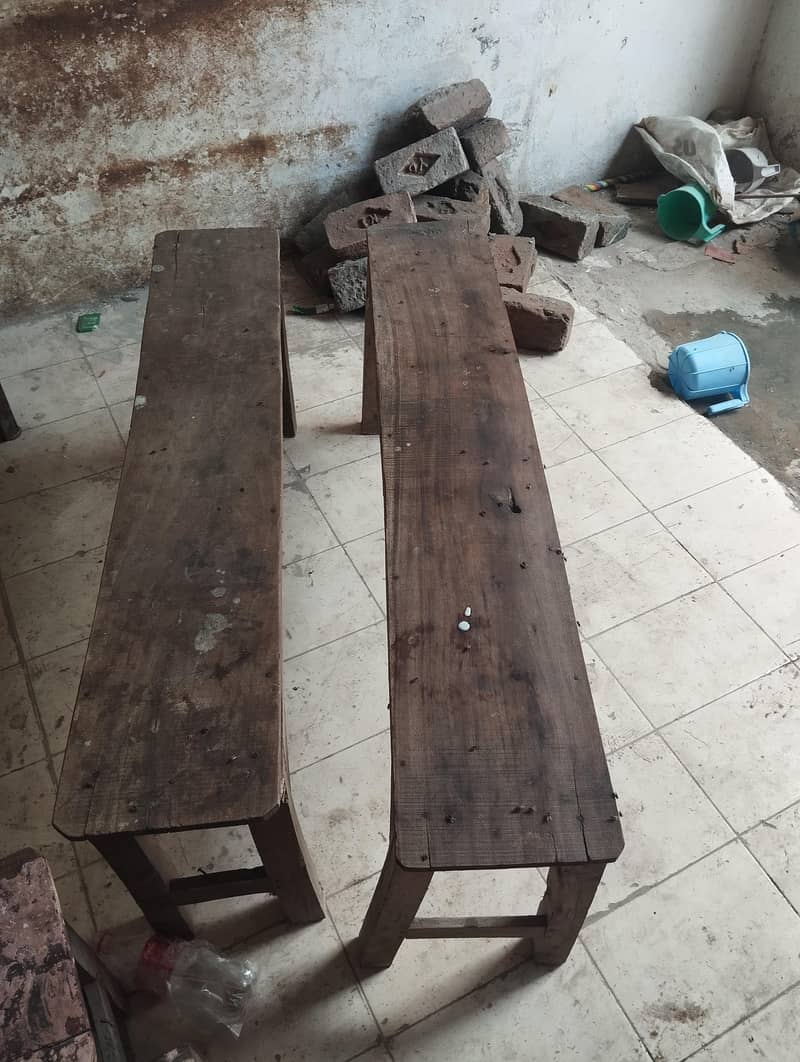 school desk 0
