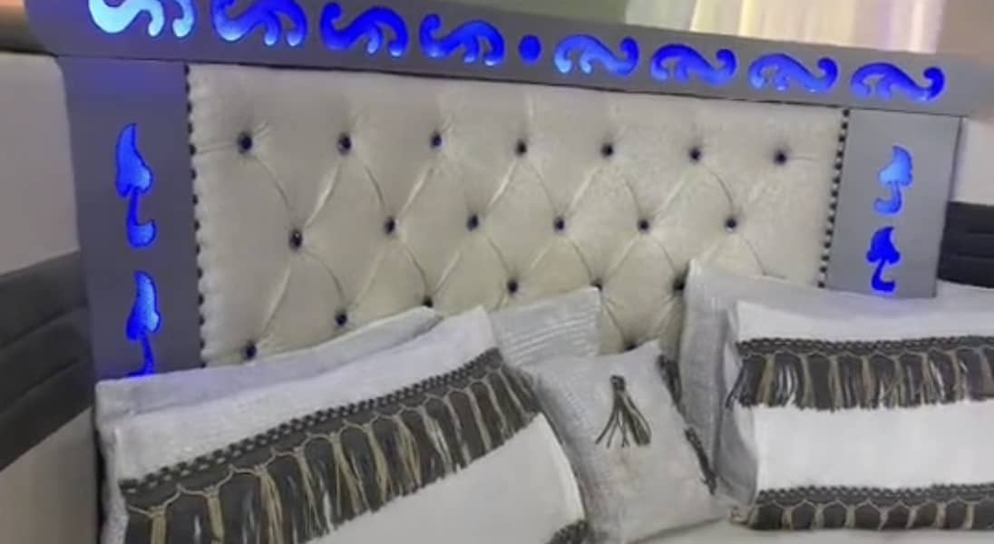 Round bed set 3