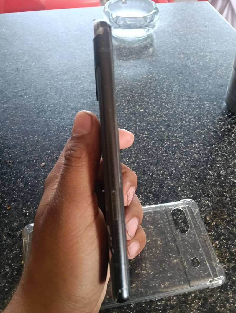 Google Pixel 6a 1