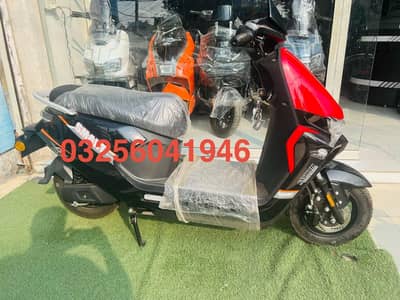 super star smart  lithum electric scooty 2026