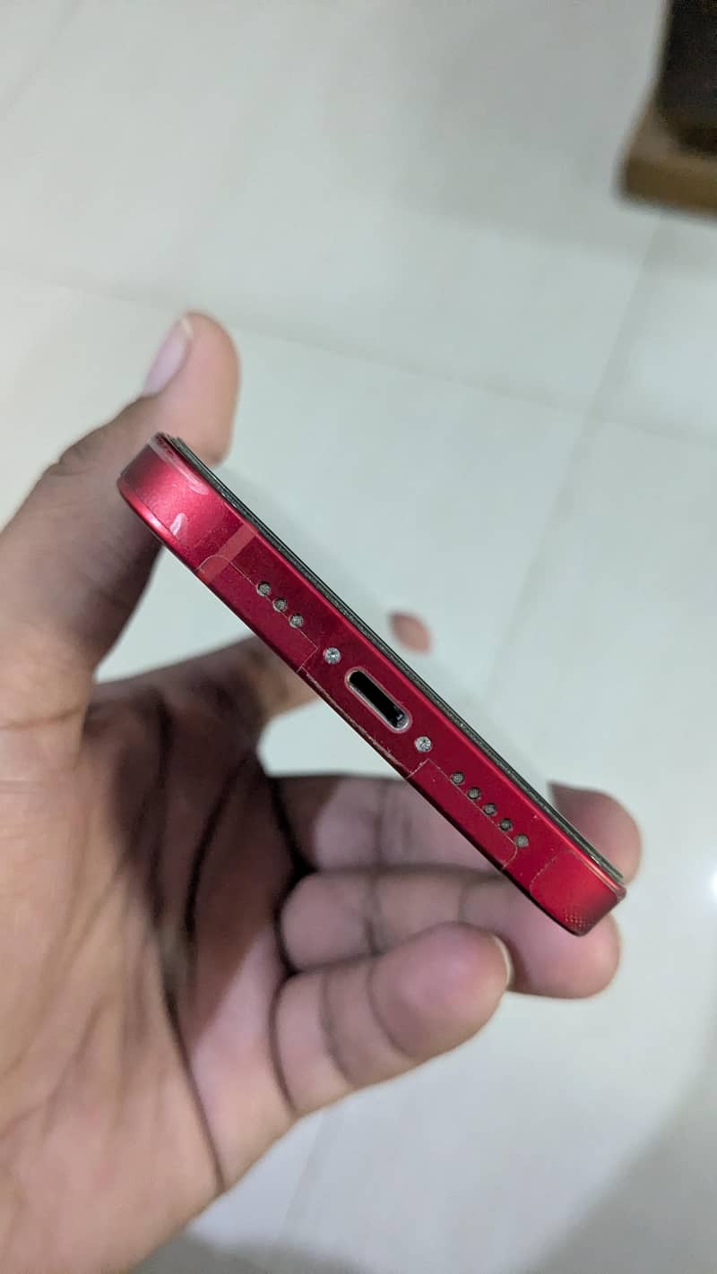 Apple iPhone 13 1